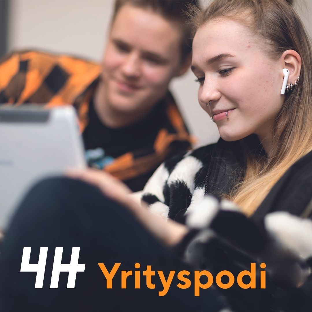 4H yrityspodin mainoskuva, kuvassa nuori nainen ja nuori mies.